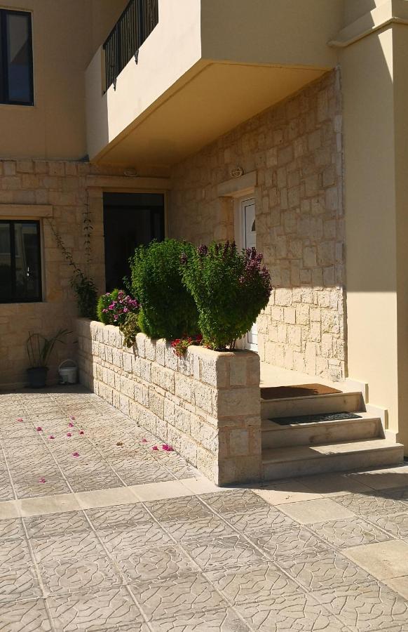 Apartments By The Sea Gazi Екстериор снимка